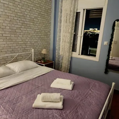 Apartment Cozy With Acropolis View