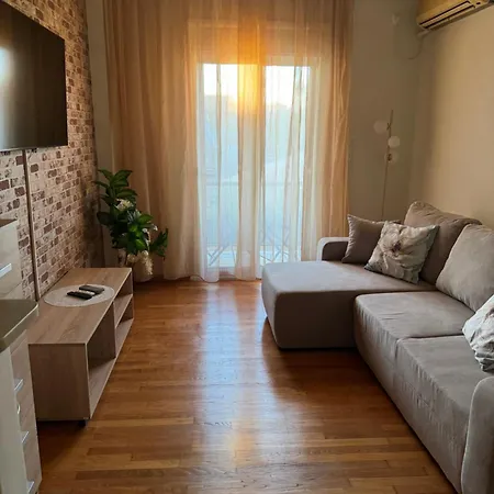 Cozy With Acropolis View Apartament